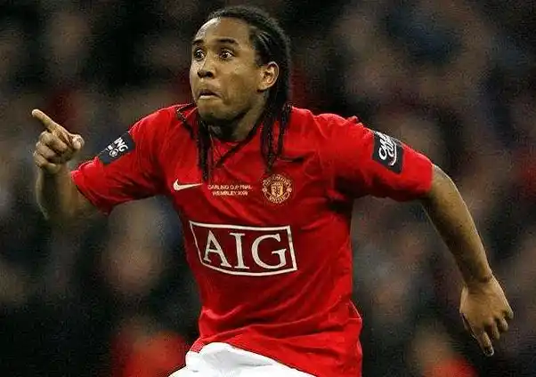 供展示自己 供展示自己